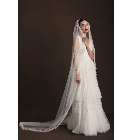 NWT BHLDN A.B. ELLIE TUFTS CHAPEL VEIL - Picture 2 of 4